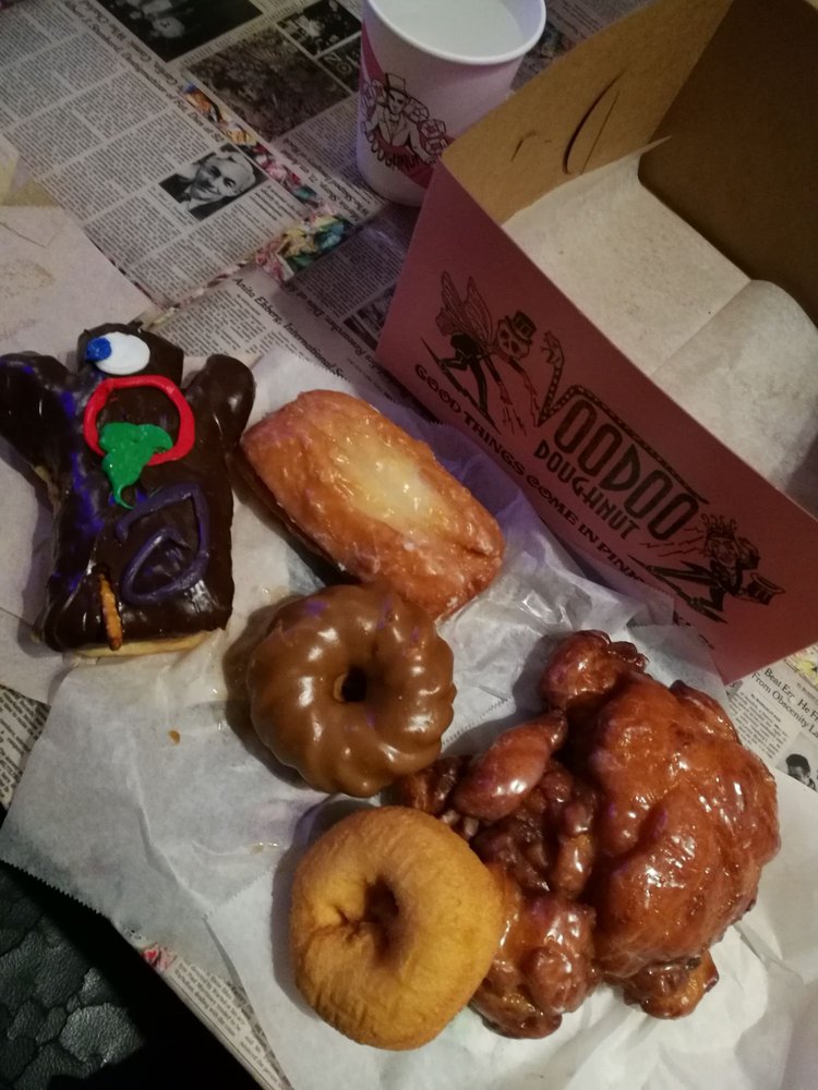 voodoo doughnut photo